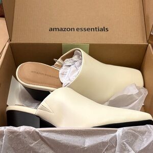 Amazon Essentials Women's Off-White Mules
